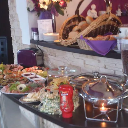 Bukowianski Dworek Bed & Breakfast Bukowina Tatrzańska